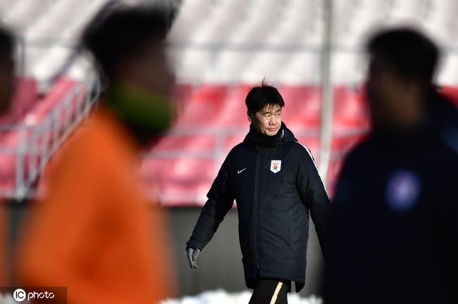 李霄鹏