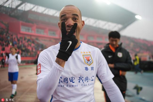 塔神3场5球成鲁能最强攻击点 为世界杯梦拼了！