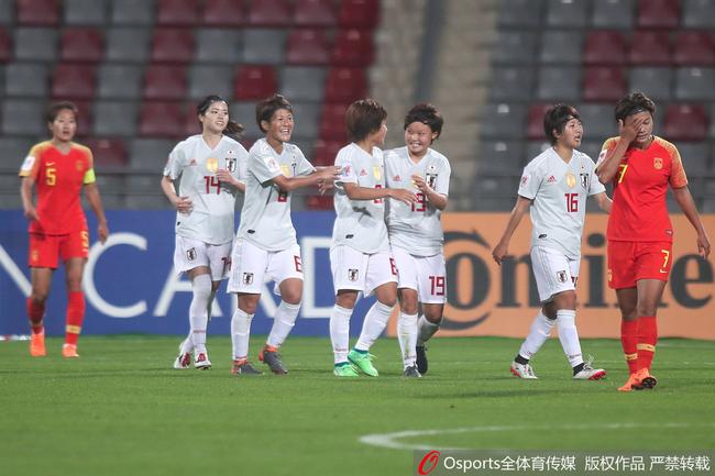 女足亚洲杯半决赛 中国女足 1-3 日本女足_直播间_手机新浪网