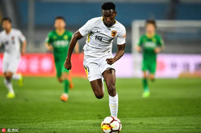 进球GIF-闵俊麟传中斯蒂夫铲射 贵州1-3扳回一