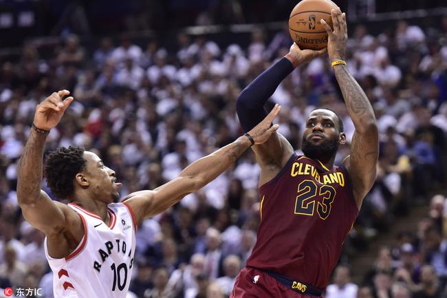 詹姆斯下半场投篮开了,猛龙就生无可恋了