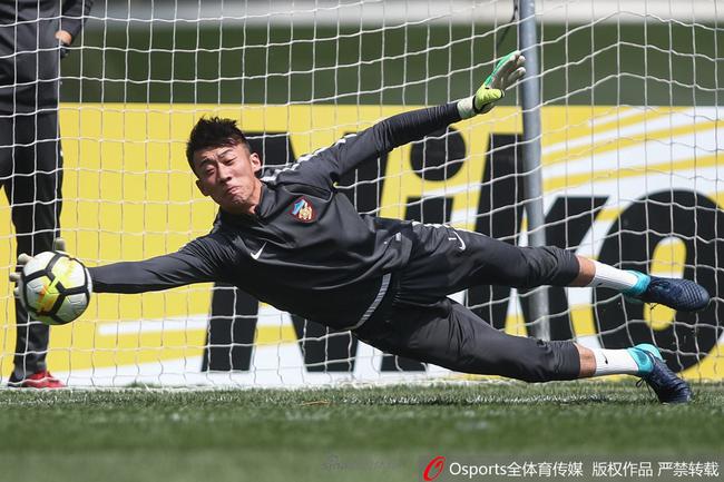 足协宣布再征调国安权健两将:张鹭于洋入围国