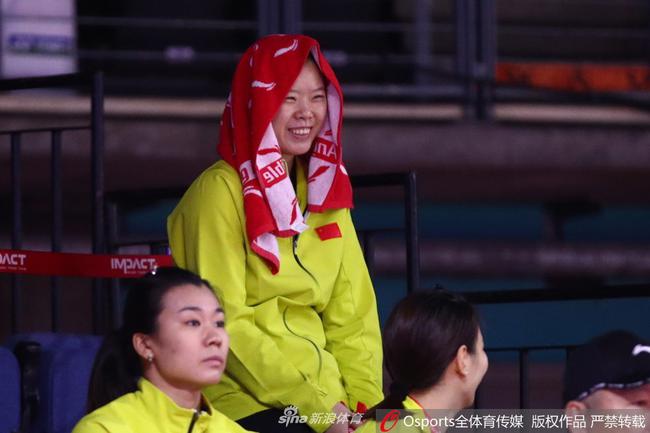 李雪芮观战