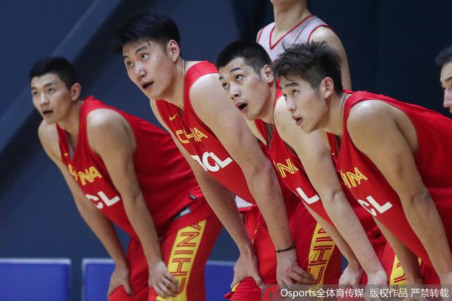 多位主将缺阵 男篮蓝队战伊朗主打青春牌图片 41670 650x433