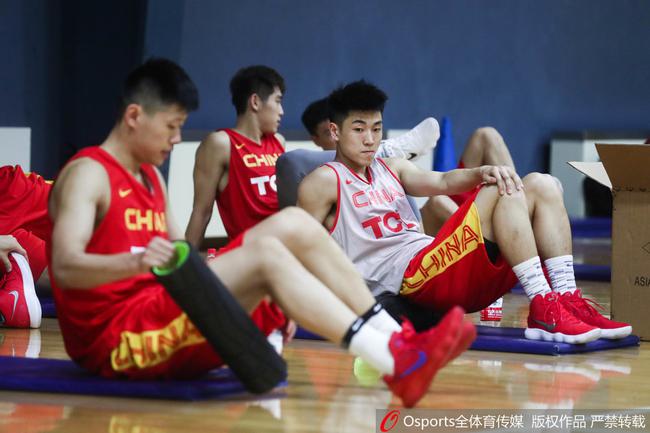 男篮蓝队将以年轻阵容出战热身赛