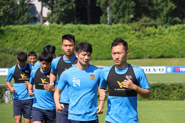 苏宁全队抵达国米训练基地 开启第二阶段夏训