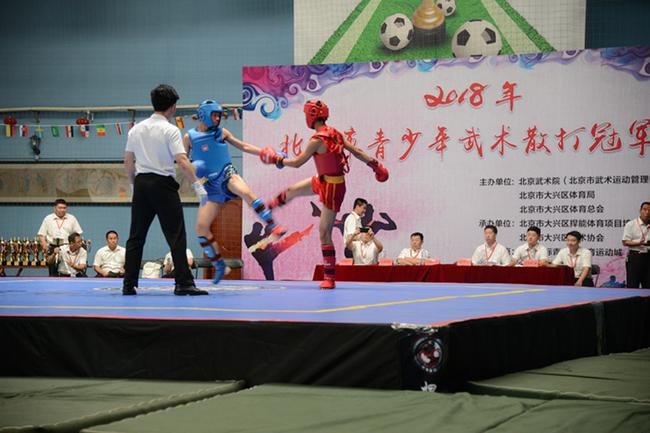 激烈的比赛现场