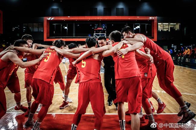 U18男篮亚锦赛半决赛中国队不敌新西兰队