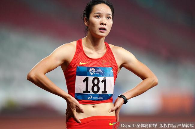 韦永丽获得女子200米第三名