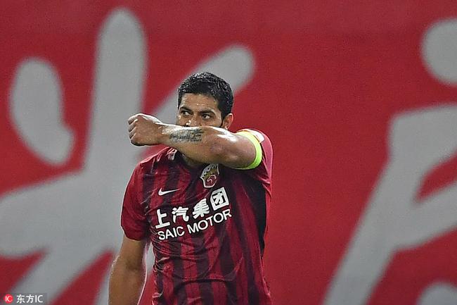 胡尔克:我们有信心夺中超冠军 裁判真的令我伤心