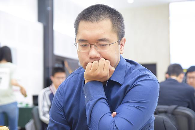 陈耀烨击败崔哲瀚