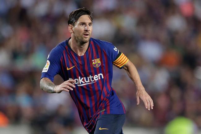 巴萨还在把梅西往死里用!买来一堆牛人仍不轮