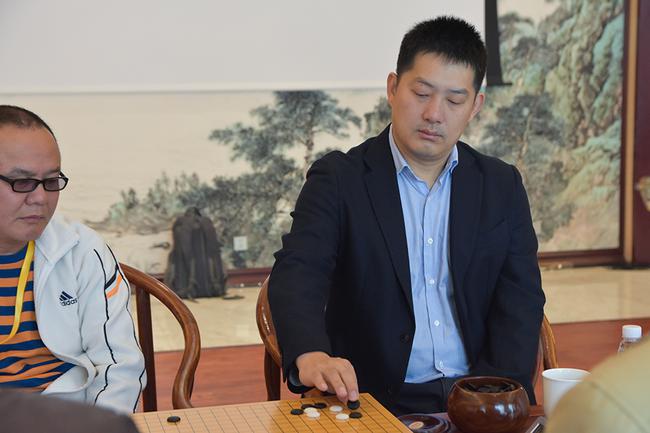 常昊落子