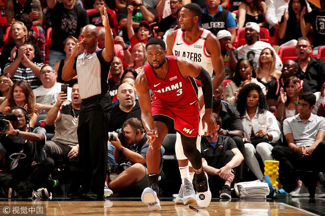 閃電俠不老！韋德20分鐘砍19+3，球迷：這樣子根本沒有資格退役！-黑特籃球-NBA新聞影音圖片分享社區