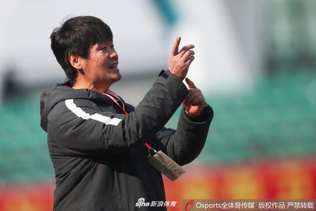 李霄鹏