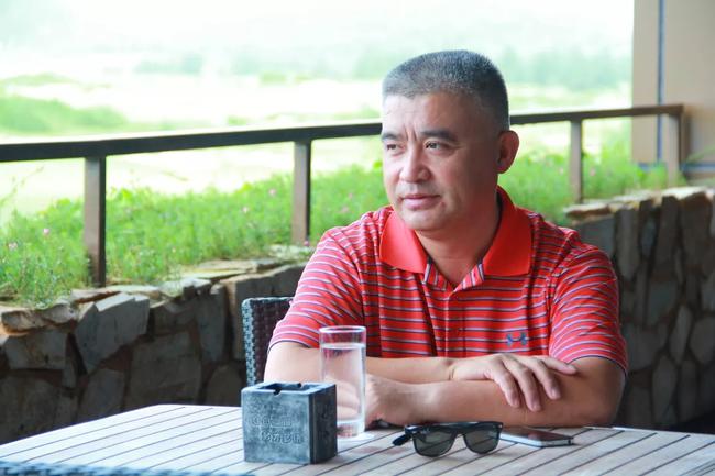 高军批准采访