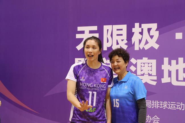 前国家女列队长孙玥亮相