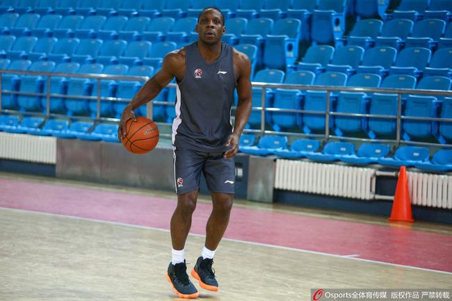 困境中能否逆流而上?大战前辽篮要放松心态