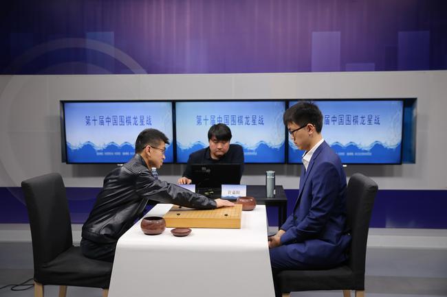 范廷钰击败许嘉阳