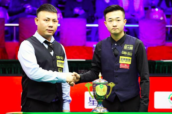 郑宇伯21-15战胜赵汝亮