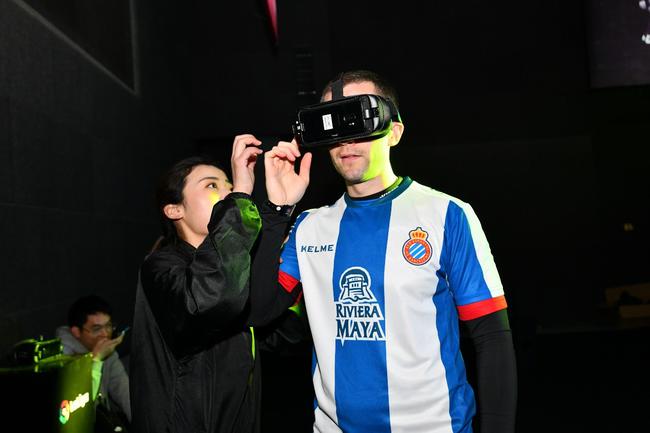 两个联赛 一份热爱!巴塞罗那德比观赛活动圆满