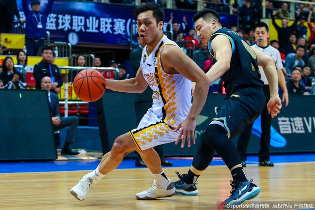 阿的江:林志杰值得让人尊敬 这个岁数很不容易