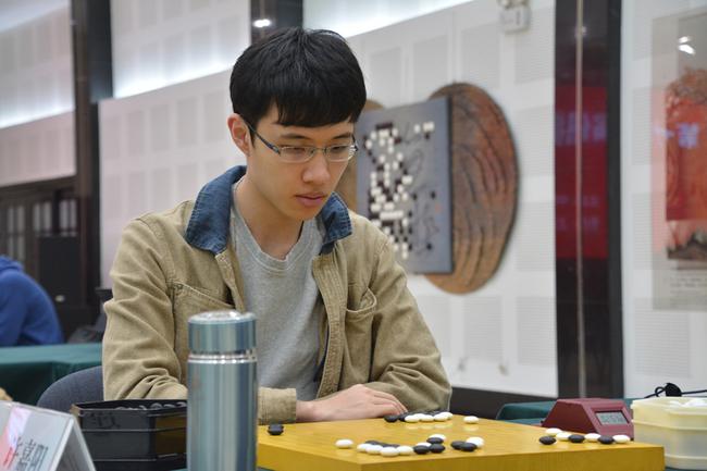 【博狗体育】倡棋杯柯洁胜於之莹 陈耀烨时越连笑等进16强
