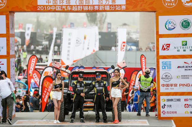 硬虎赛车队派出三台赛车出战2019环塔拉力赛