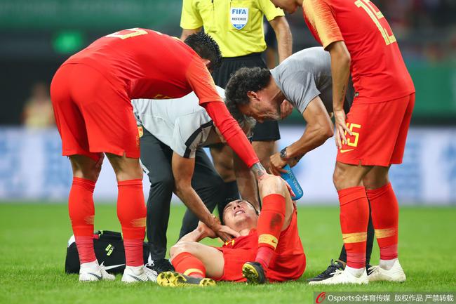 李磊在年初的中国杯中就受伤