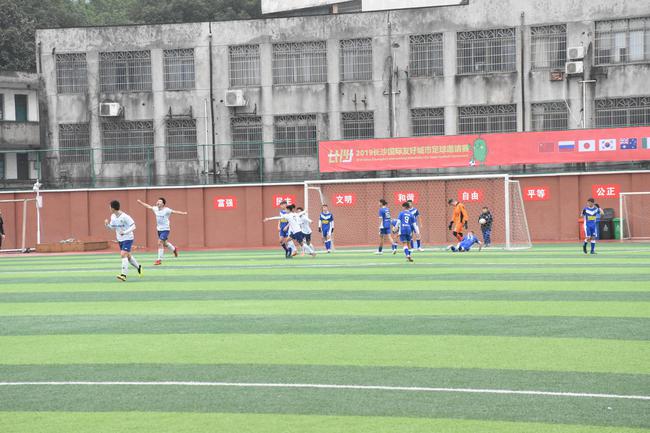 女足球国际友谊赛直播_2013北京杯国际足球赛足球人大附中视频_国际足球