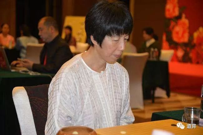 围棋史上的12月19日：坎坷发展的女子围棋赛