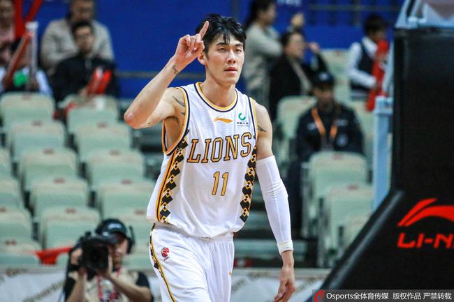 17+9+5+6!全能战士拼到6犯 他真是广厦一宝