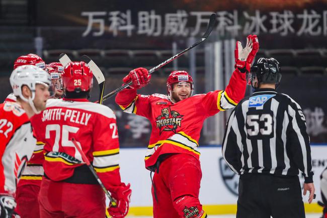 斯克沃考斯打入征调后首球 KHL万科龙主场负汽车人