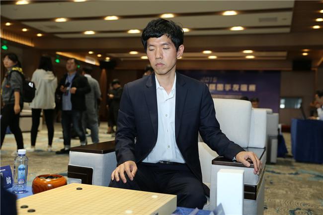 李昌镐捐款增援中国 1000万韩元支持武汉抗击疫情