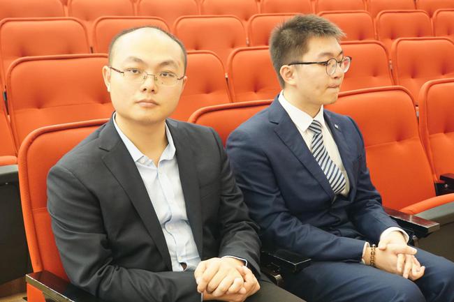 去年三星杯冠亚军唐韦星杨鼎新
