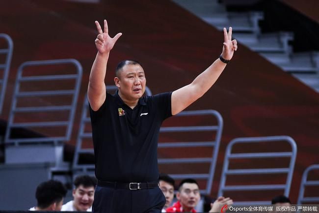 王晗带队持续四年打进NBA常规赛
