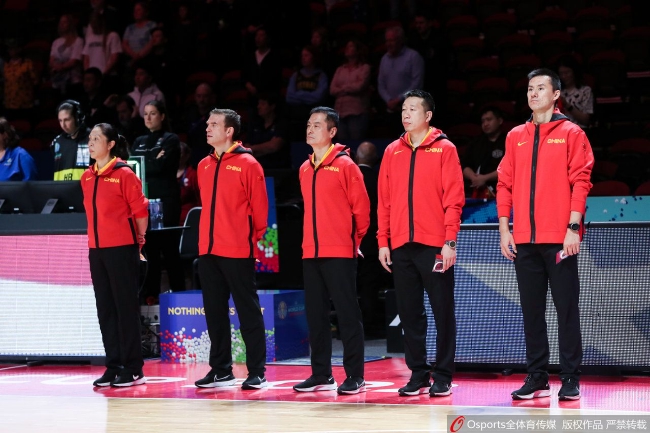 中国女篮教练组