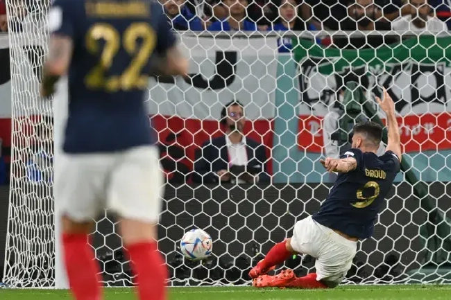 世界杯-姆巴佩1传2射 吉鲁进球 法国3-1淘汰波兰