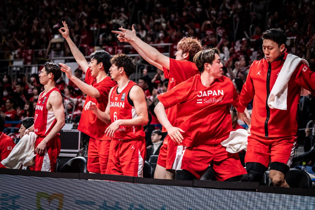 中国男篮88年来首次在FIBA体系比赛输给日本