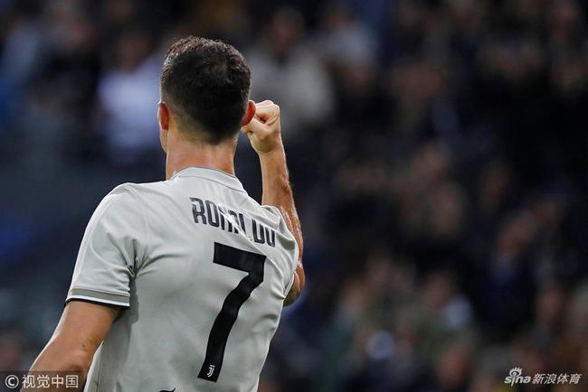 C罗pk穆帅火了〈比赛〉!尤文主场战曼联球票