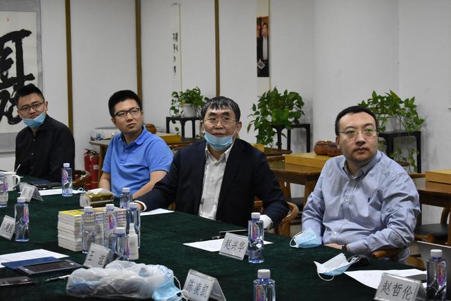 “棋圣”聂卫平陪同参加