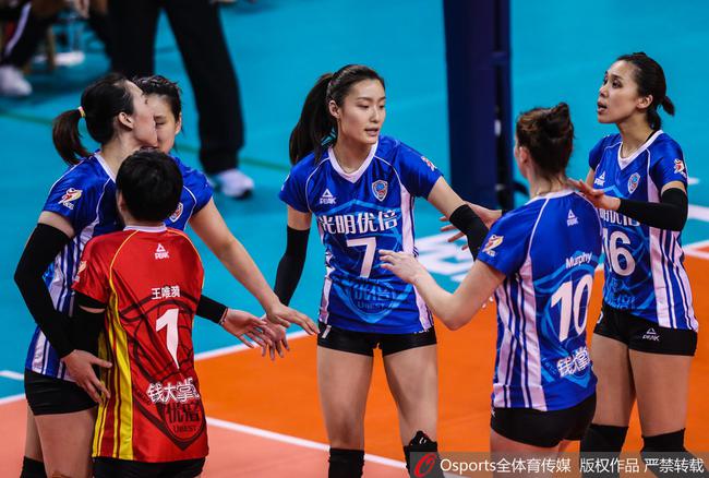 进攻占上风上海女排缘何输球 五人上双仍缺核心