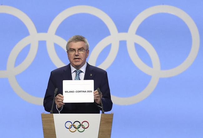 国际奥委会主席巴赫宣布意大利米兰/科尔蒂纳丹佩佐获得2026年冬奥会举办权