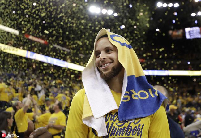 一改變鑄就勇士狂勝！這個核武器千呼萬喚始出來！-黑特籃球-NBA新聞影音圖片分享社區