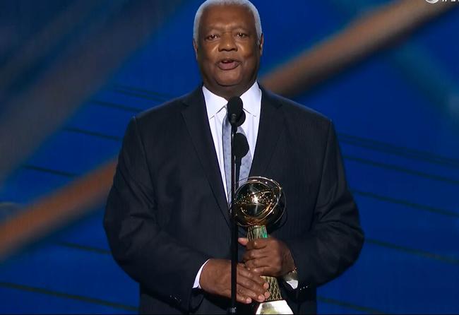 大O獲得了終身成就獎