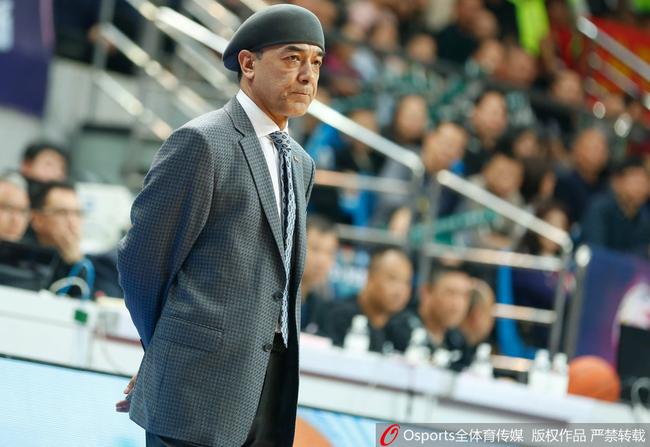 600场!阿的江成历史第一人 阿不都发文致敬_CBA_新浪竞技风暴_新浪网