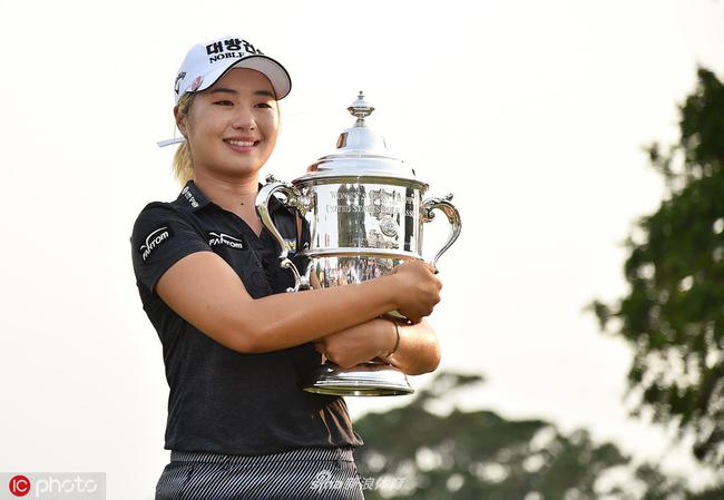 LPGA新人李晶恩夺得美国女子公开赛冠军