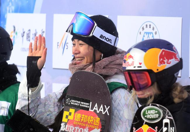 中国滑雪选手一周夺五冠 越野滑雪队重大突破