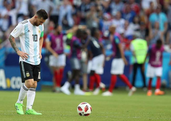 《太阳报》报道梅西将退出阿根廷国家队