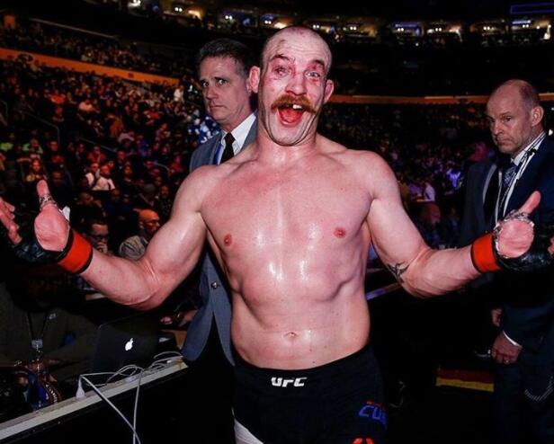 美国老将帕特里克-康明斯宣布正式退役